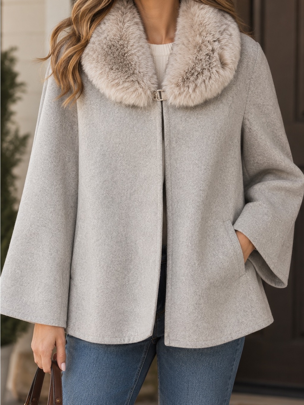 Vince Camuto Faux Fur Collar Clasp Cape Poncho